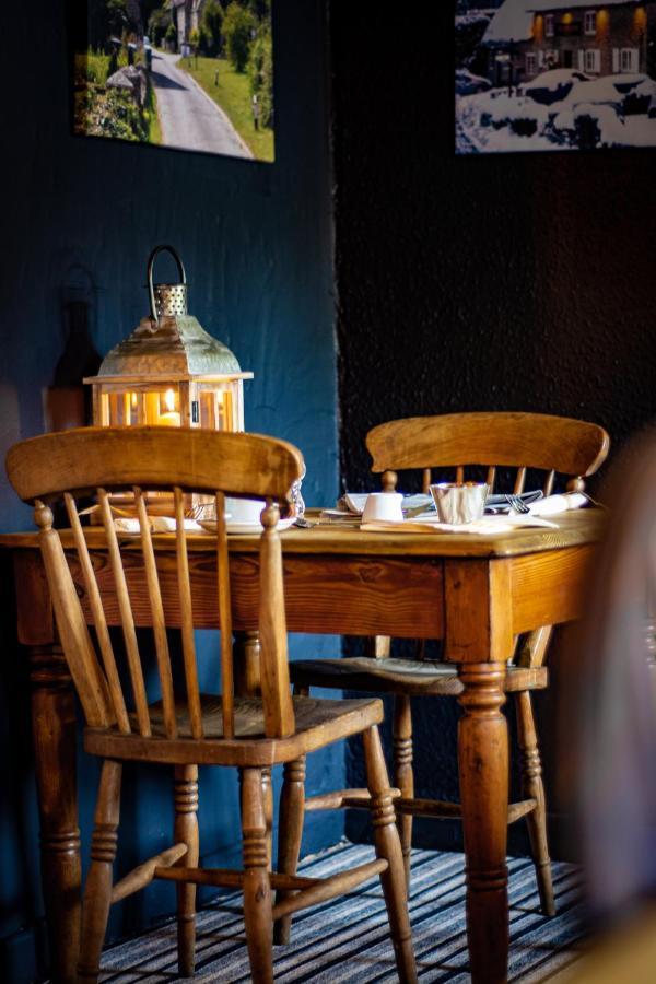 The Plough Inn Cabins Ramsden Εξωτερικό φωτογραφία